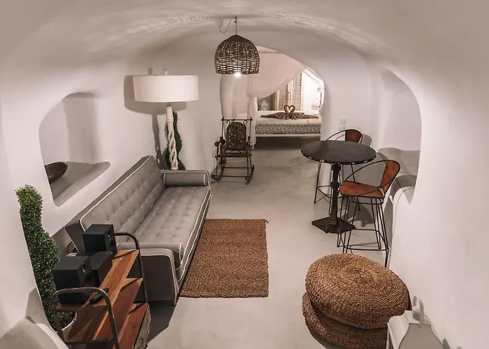 Rock Villas Complex - Private Luxe Top Retreat - Castle And Sea View
