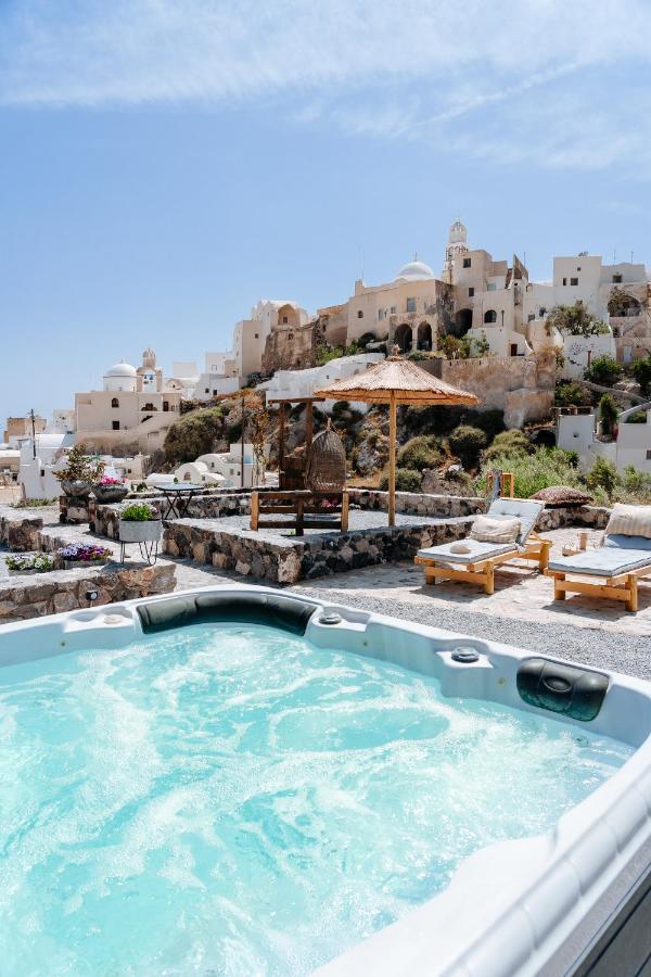 Villa Rock Complex - Private Luxe Retreat - Castle And Sea View