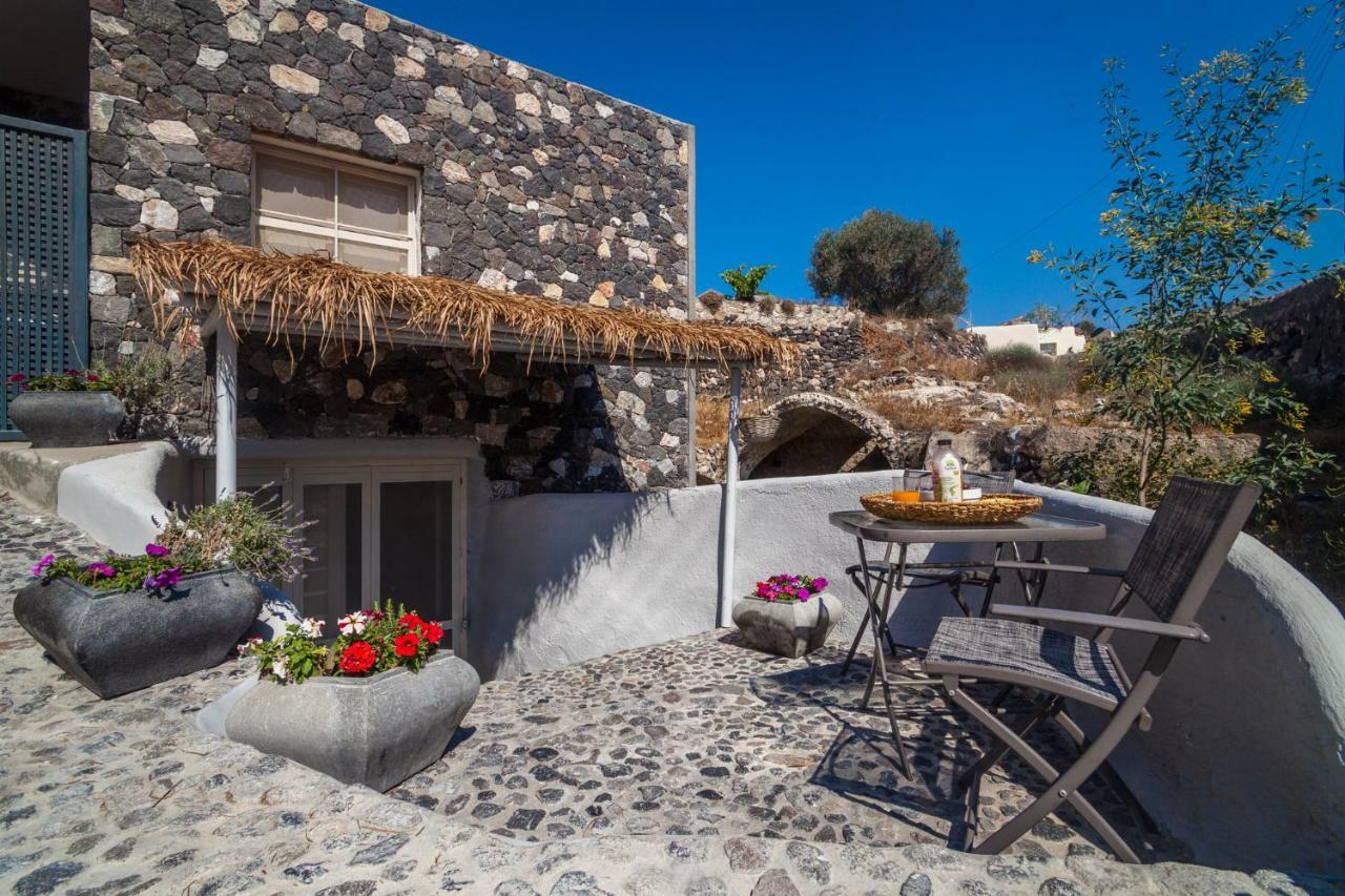 Rock Complex - Private Luxe Retreat - Castle And Sea View Villa Emporio (Santorini)